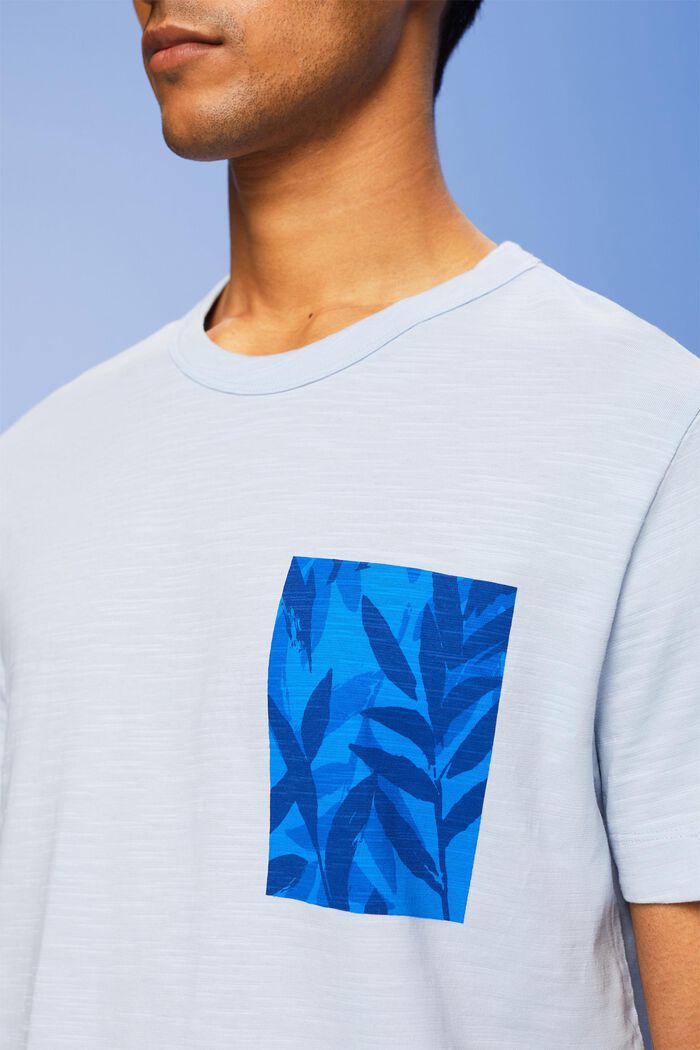 T-shirt en jersey à imprimé sur la poitrine, 100 % coton, PASTEL BLUE, detail image number 2