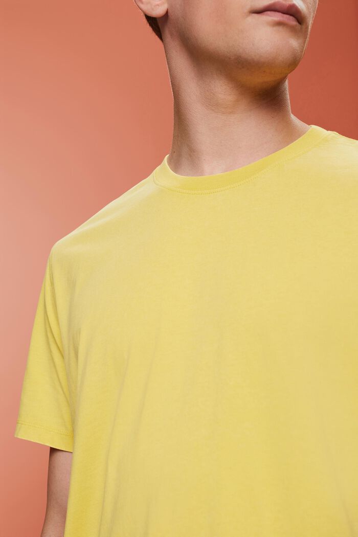 T-shirt en jersey teint en pièce, 100 % coton, DUSTY YELLOW, detail image number 2