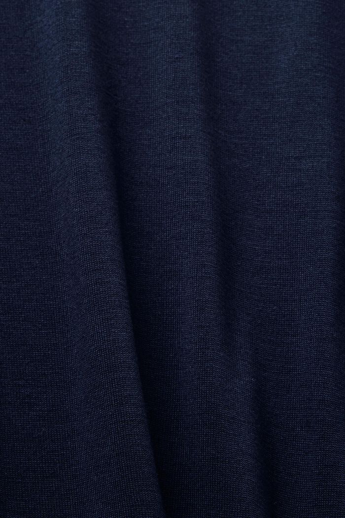 T-shirt orné de sequins, LENZING™ ECOVERO™, NAVY, detail image number 6