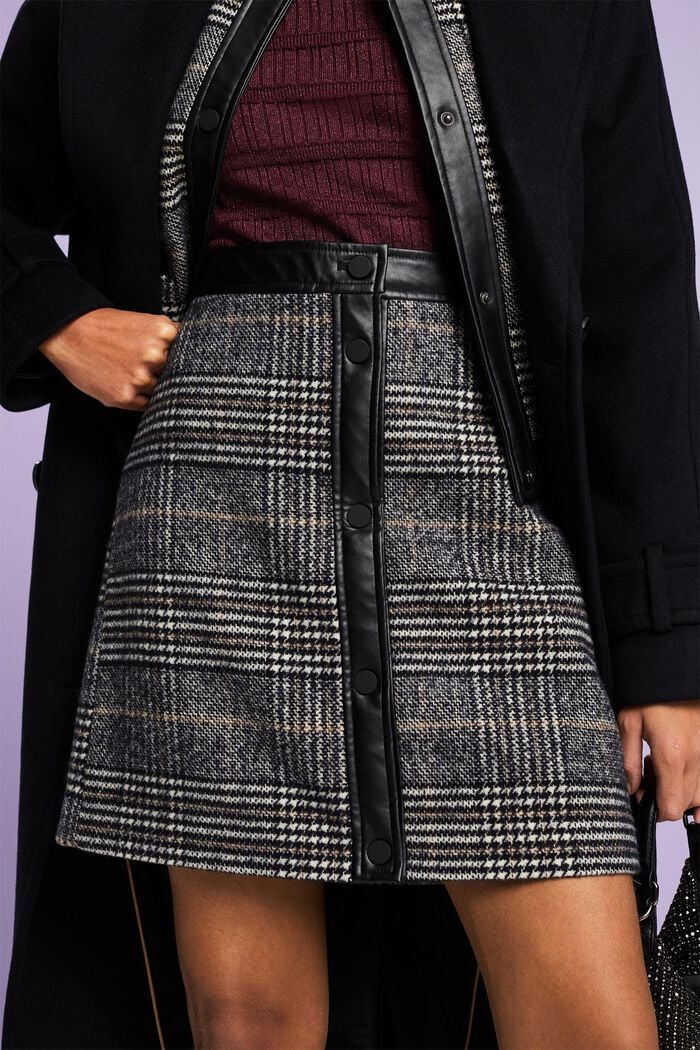 Mini-jupe à carreaux en maille bouclette, BLACK, detail image number 3
