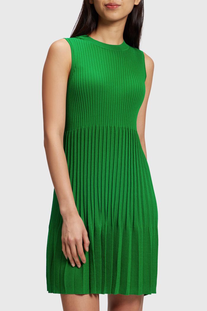 En matière recyclée : la robe-pull plissée, GREEN, detail image number 0