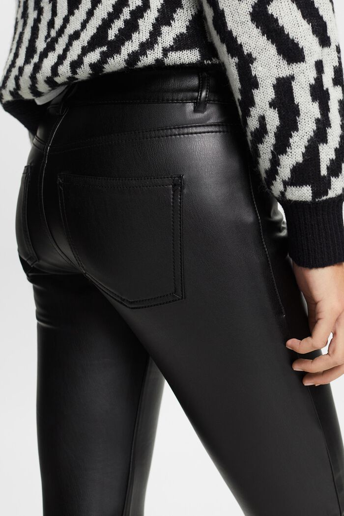 Pantalon de coupe évasée en similicuir, BLACK, detail image number 1