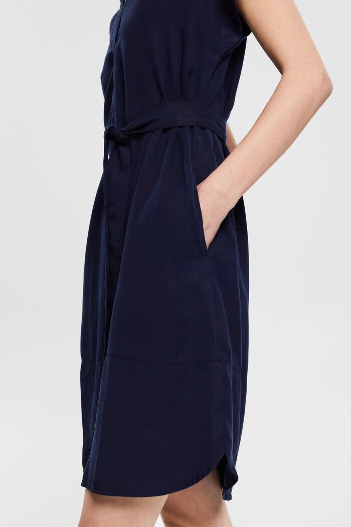 En TENCEL™ : la robe tunique à ceinture, NAVY, detail image number 3