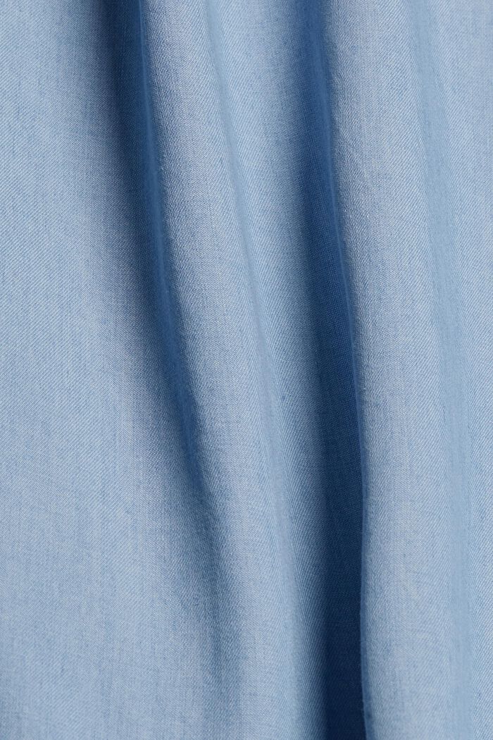 En TENCEL™ : le chemisier en jean à broderie, BLUE LIGHT WASHED, detail image number 4