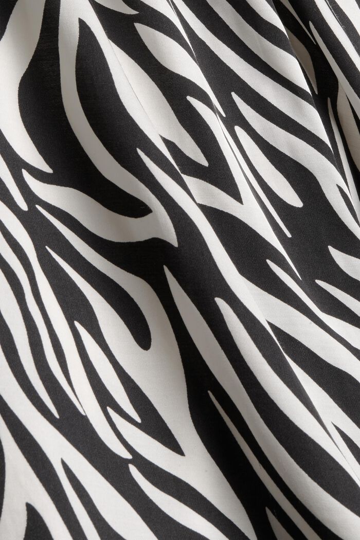 Top façon blouse à imprimé animalier et teneur en LENZING™ ECOVERO™, BLACK, detail image number 4