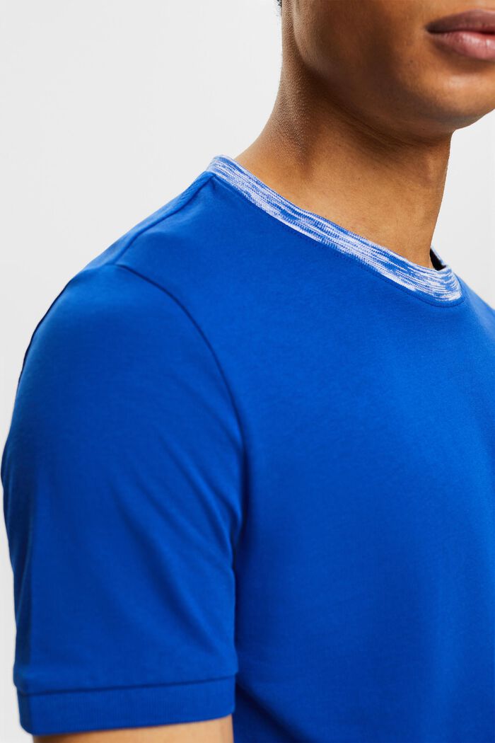 T-shirt à col en maille moulinée multicolore, BRIGHT BLUE, detail image number 3