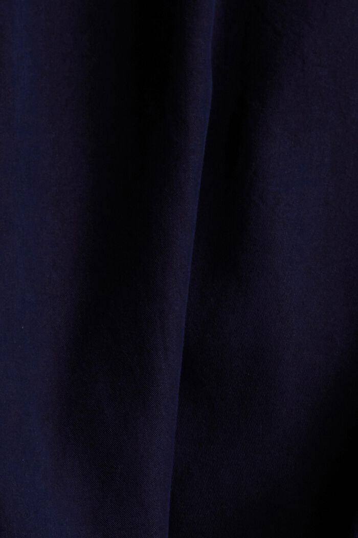 En TENCEL™ : la robe tunique à ceinture, NAVY, detail image number 4