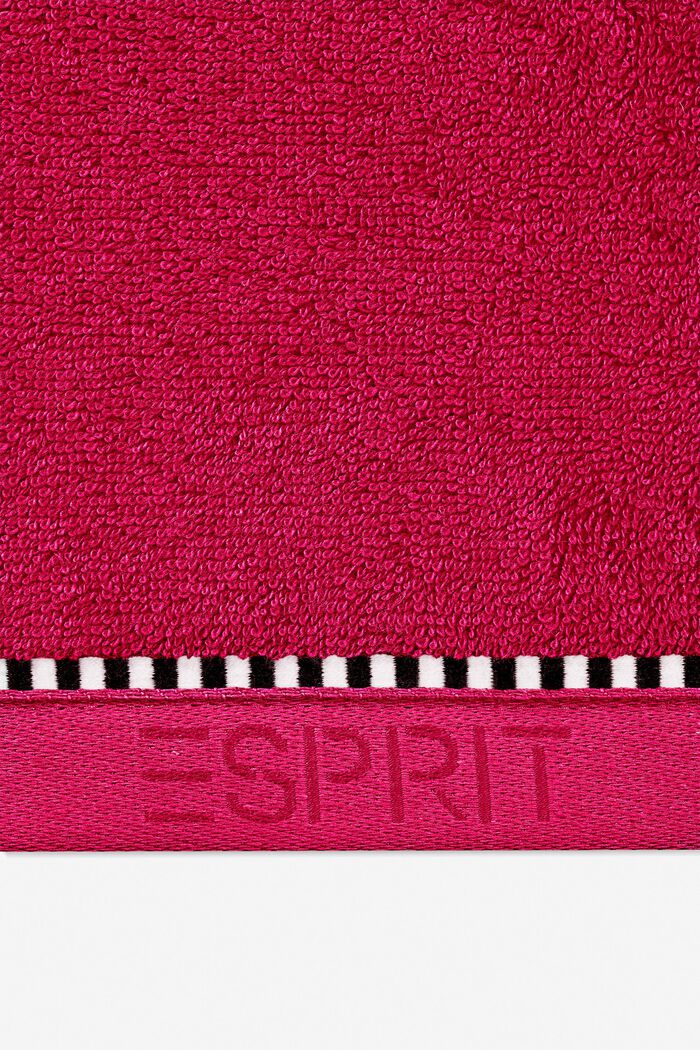 À teneur en TENCEL™ : la collection de serviettes en tissu éponge, RASPBERRY, detail image number 1