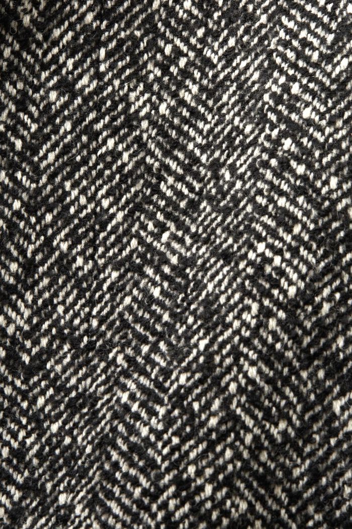 En matière recyclée : la veste longue à motif chevrons, BLACK, detail image number 5