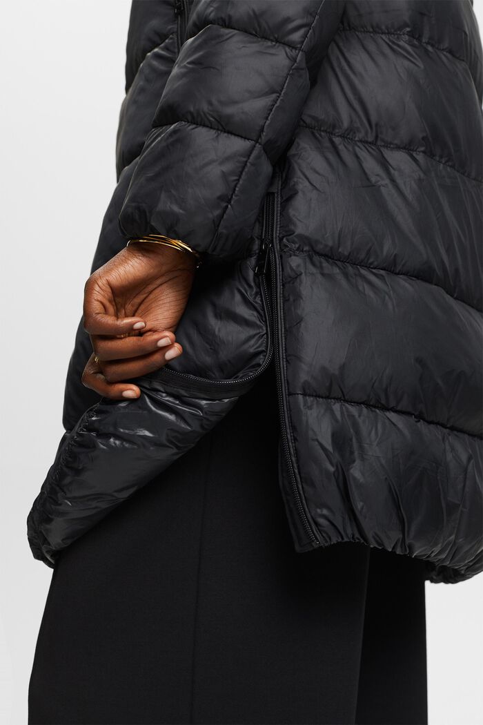 Recyclé : le manteau matelassé à capuche, BLACK, detail image number 4