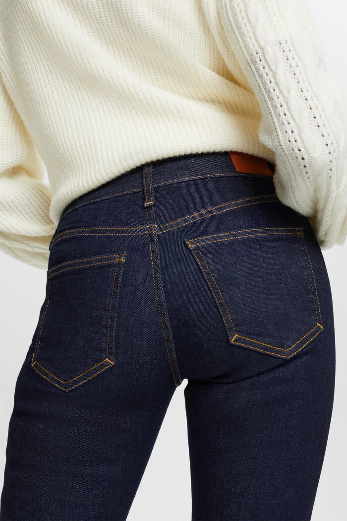 En matière recyclée : le jean de coupe Slim Fit taille mi-haute, BLUE RINSE, detail image number 4