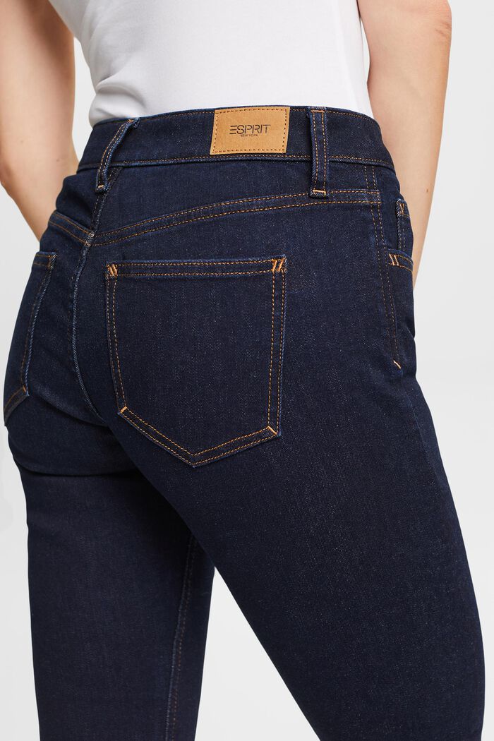 En matière recyclée : jean stretch de coupe Slim Fit à taille mi-haute, BLUE RINSE, detail image number 4
