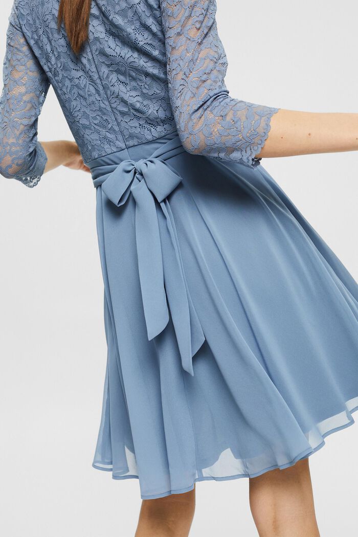 En matière recyclée : la robe dotée d'un haut en dentelle, GREY BLUE, detail image number 3