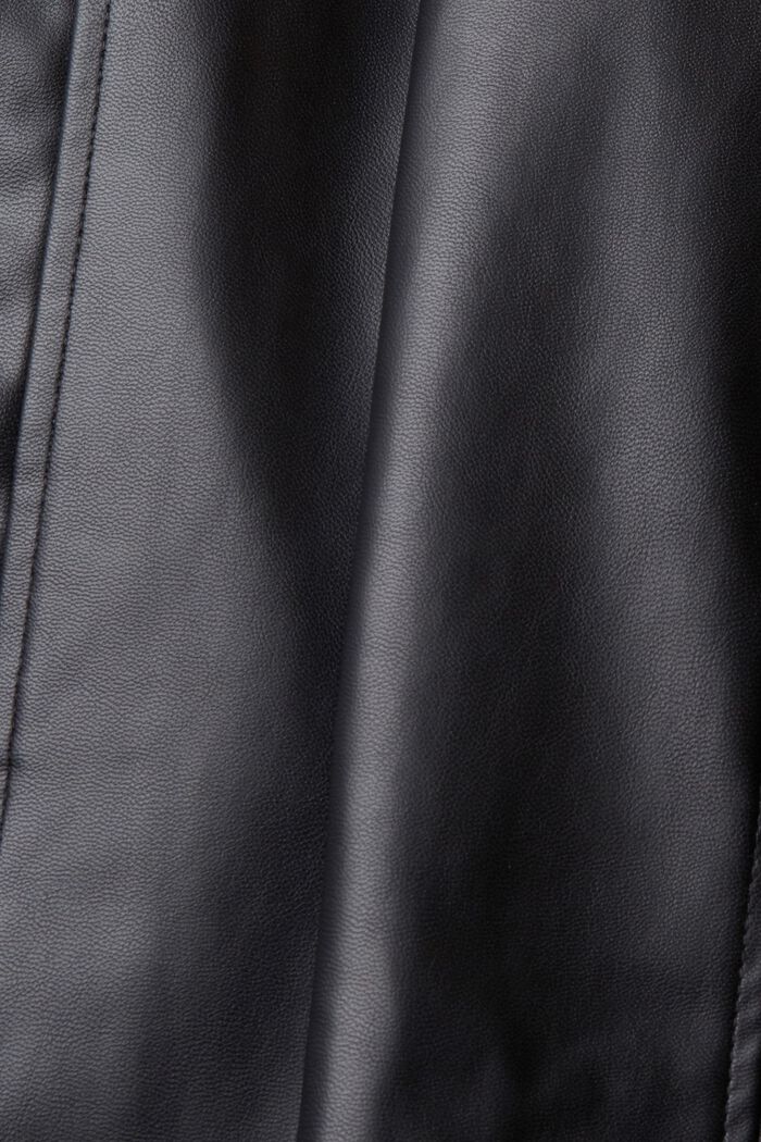 Pantalon en similicuir doté d’une ceinture, BLACK, detail image number 5