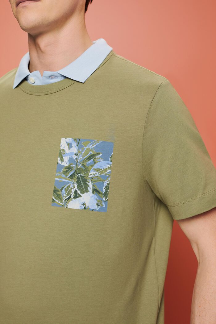T-shirt en jersey à imprimé sur la poitrine, 100 % coton, LIGHT KHAKI, detail image number 2