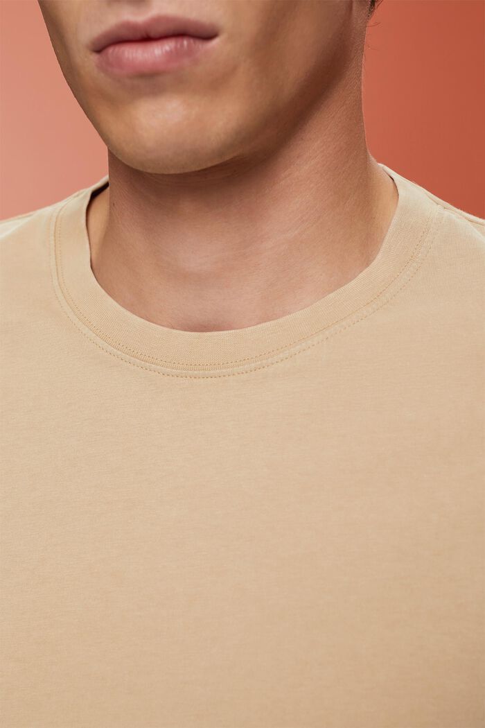 T-shirt en jersey teint en pièce, 100 % coton, SAND, detail image number 2