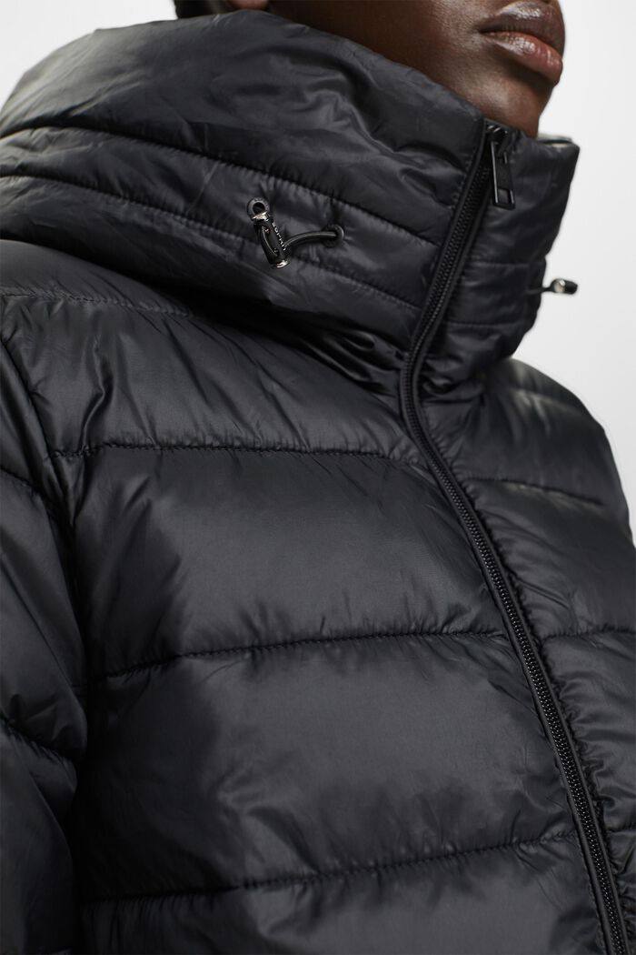 Recyclé : le manteau matelassé à capuche, BLACK, detail image number 2