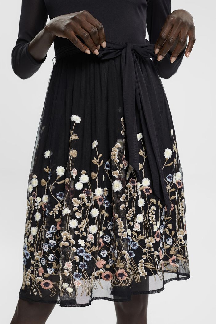 Robe en mesh à fleurs brodées, BLACK, detail image number 4